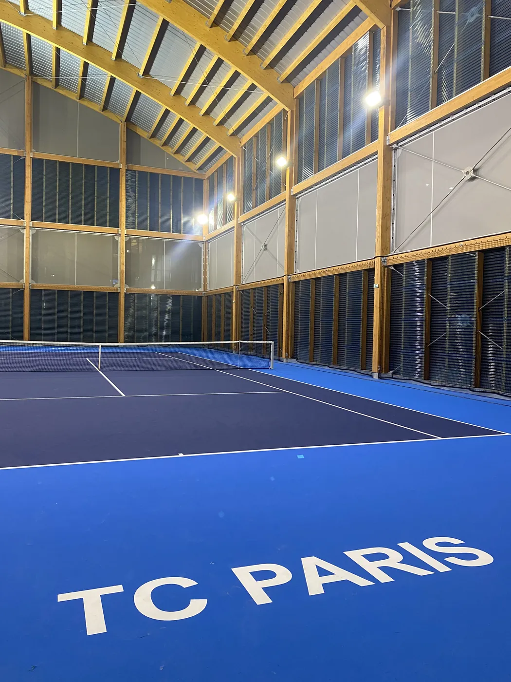 TC Paris — court de tennis couvert